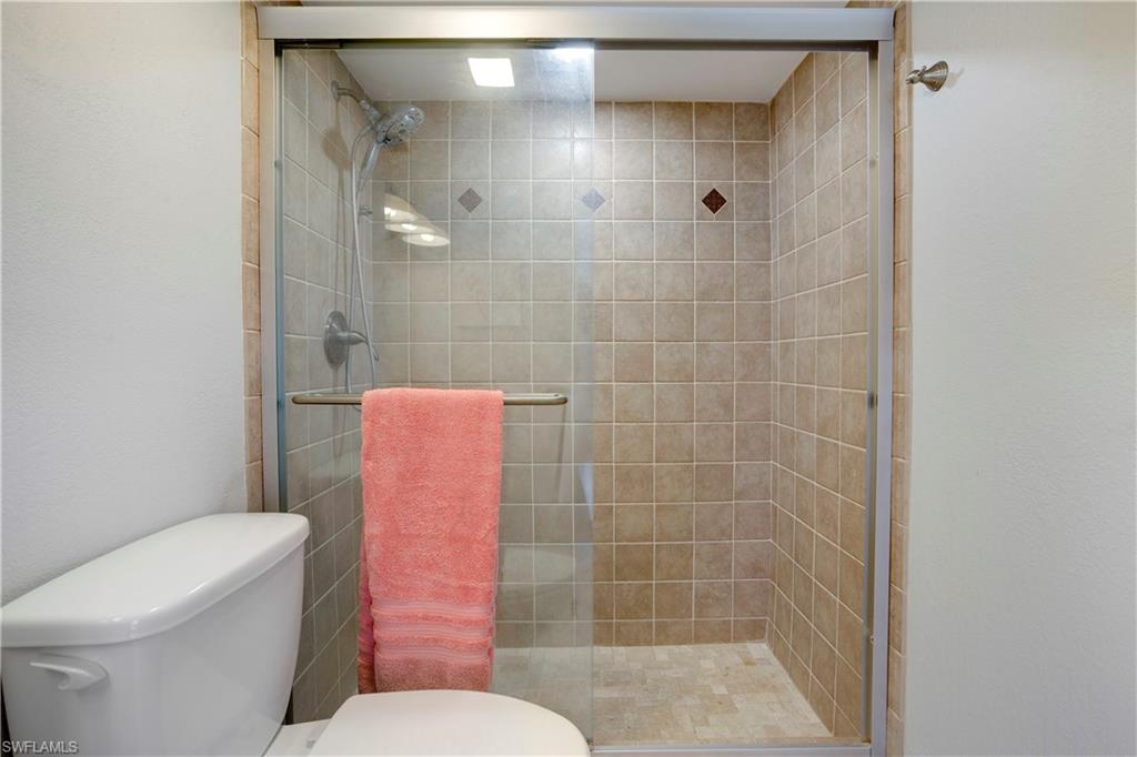 25740 Hickory BLVD # 240 Unit: D 240