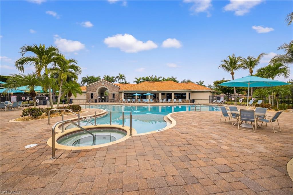 11341 Red Bluff LN