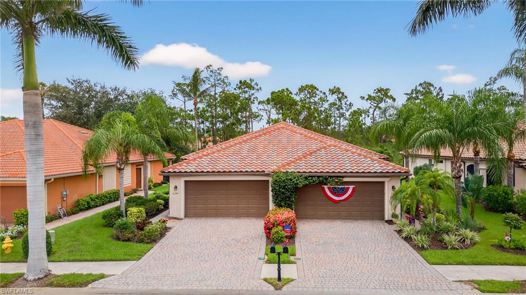 11341 Red Bluff LN