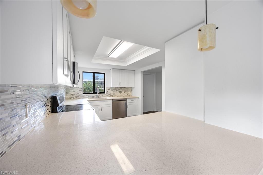 4610 Chantelle DR # P104