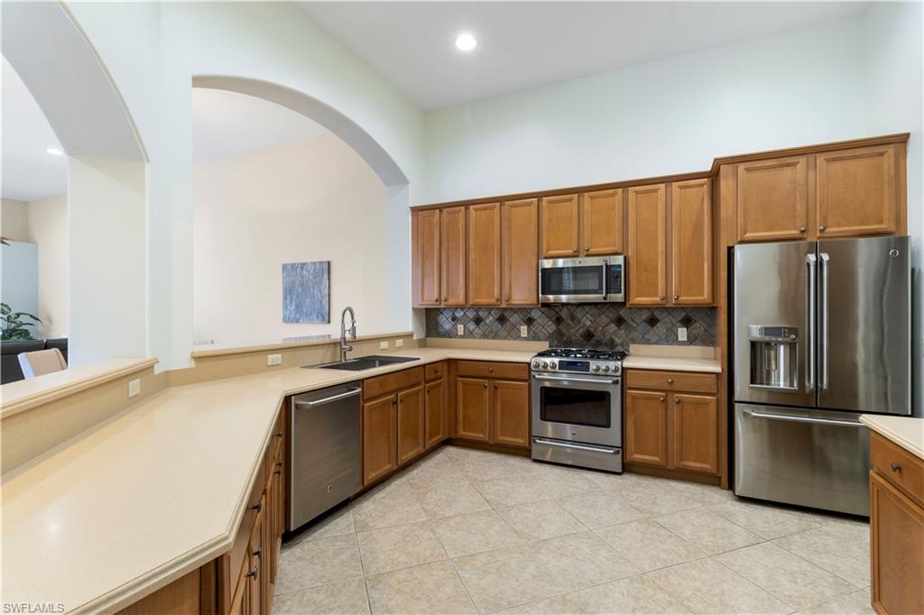 1757 Tarpon Bay DR S # 57