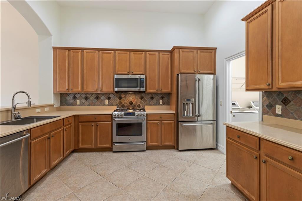 1757 Tarpon Bay DR S # 57