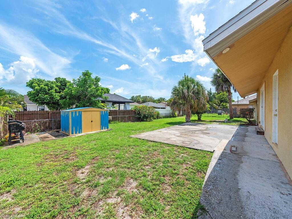 11596 Pawley AVE