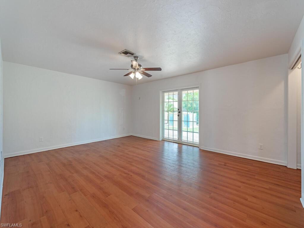 11596 Pawley AVE