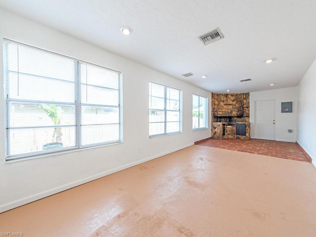 11596 Pawley AVE