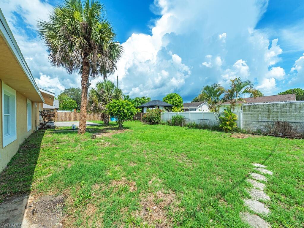 11596 Pawley AVE