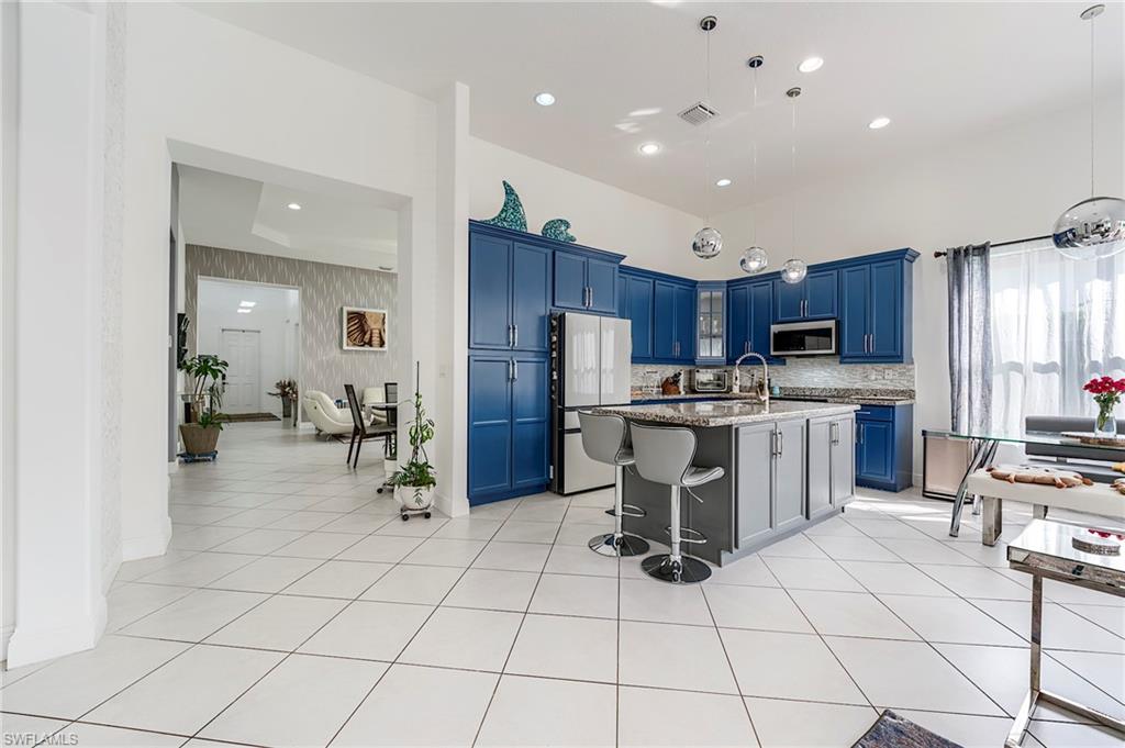 5547 Ferrari AVE