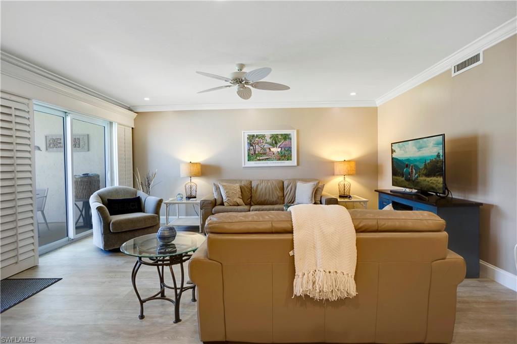 25750 Hickory BLVD # 352 Unit: E-352