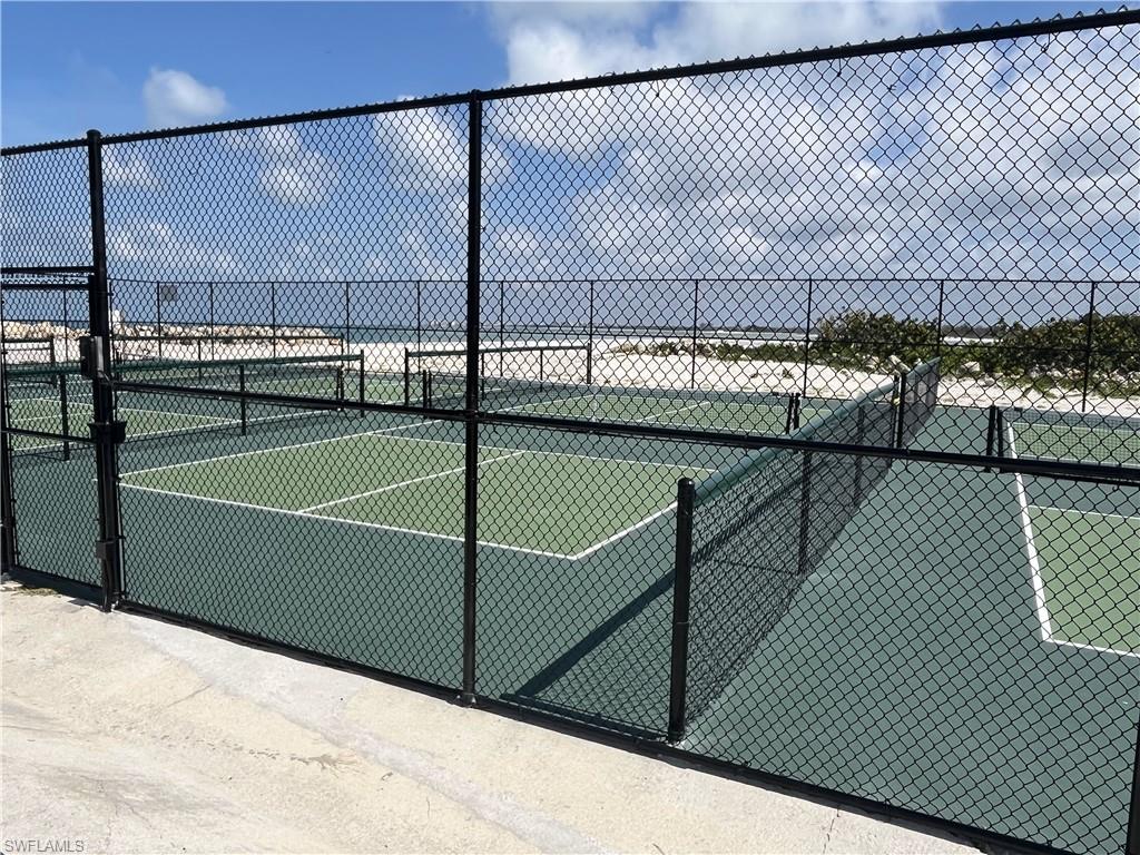 25750 Hickory BLVD # 352 Unit: E-352