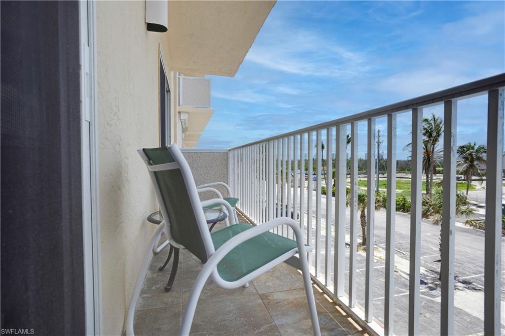 25750 Hickory BLVD # 352 Unit: E-352