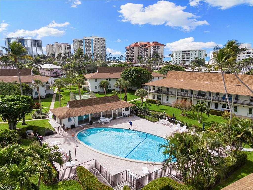235 Seaview CT # E6