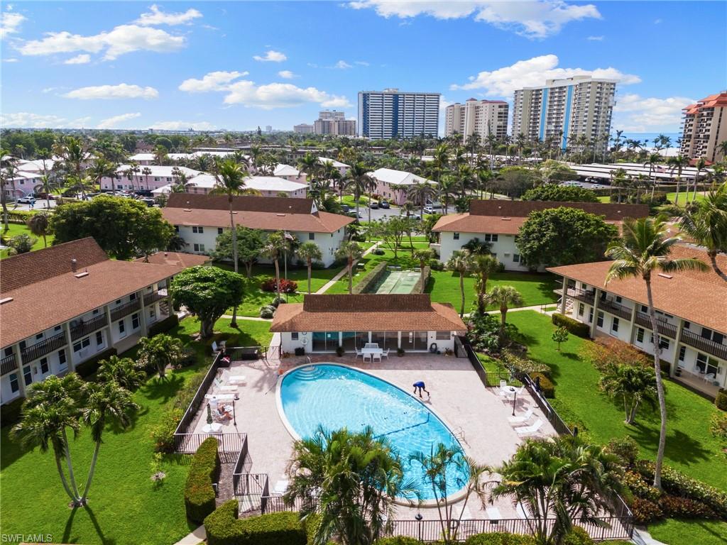 235 Seaview CT # E6