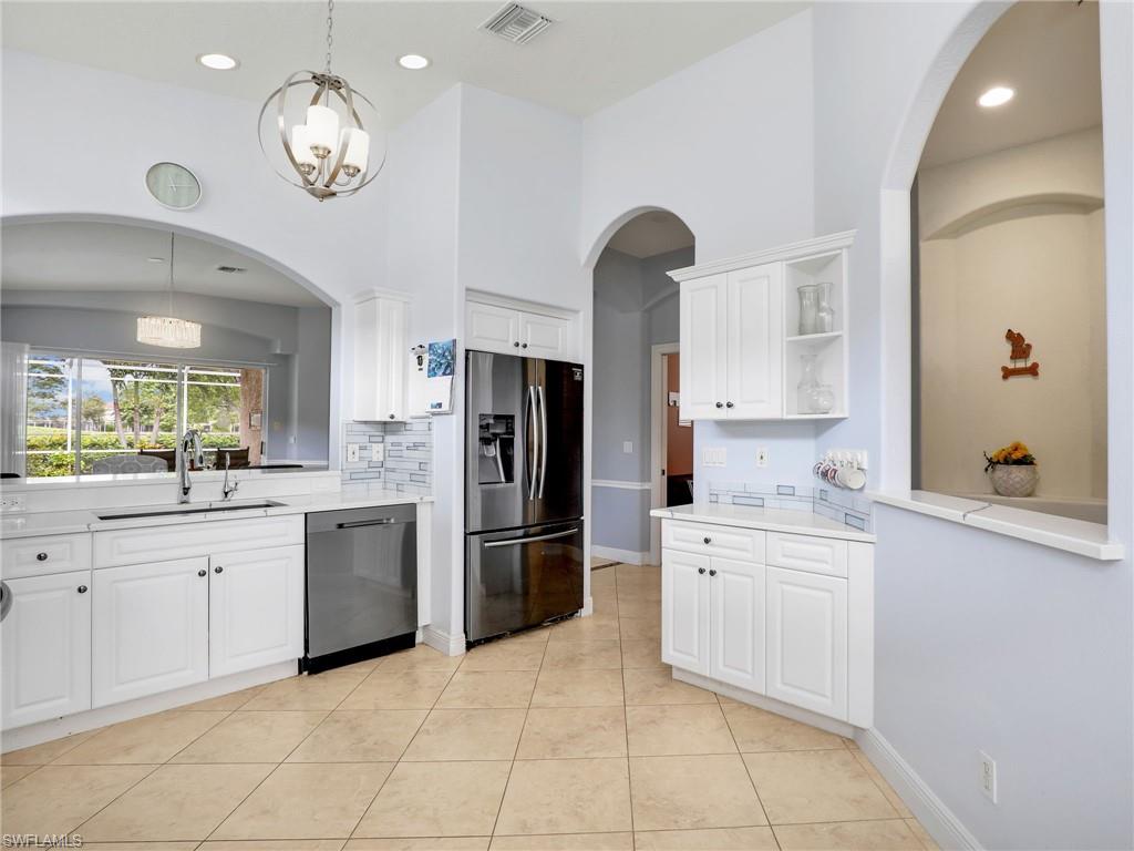 8627 Ibis Cove CIR