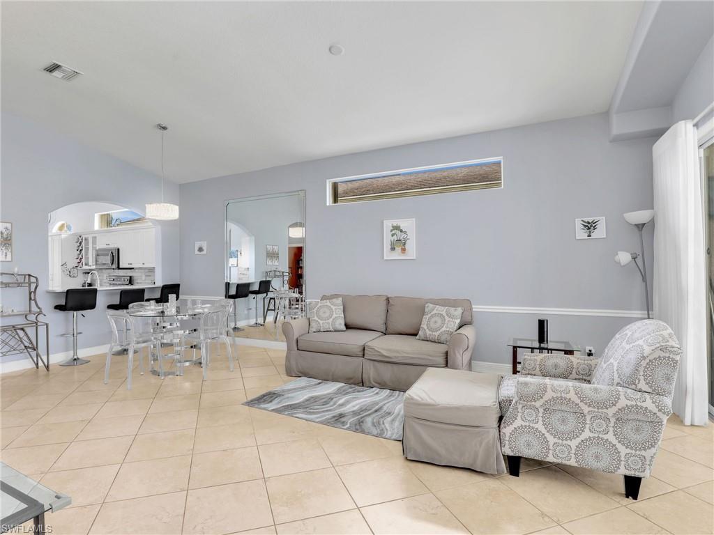 8627 Ibis Cove CIR