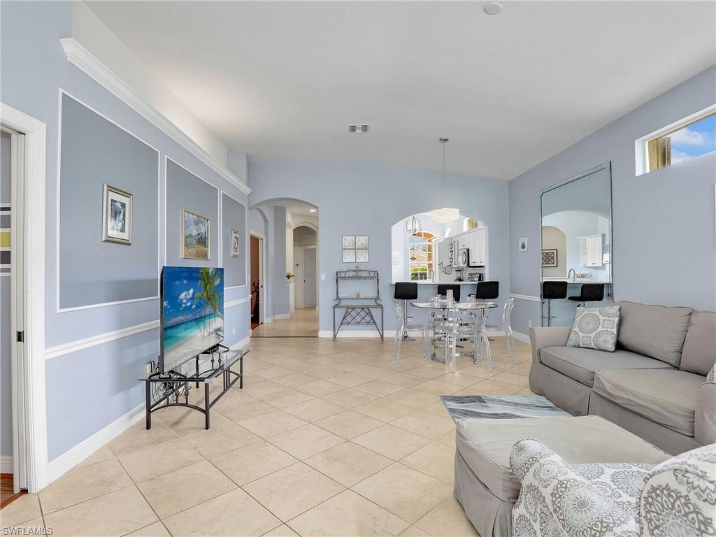 8627 Ibis Cove CIR