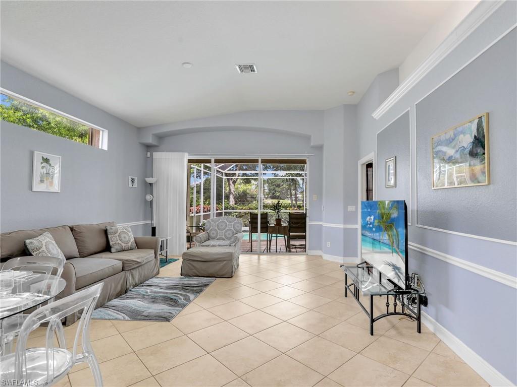 8627 Ibis Cove CIR