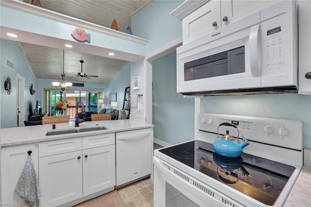 61 Greenbrier ST # 207 Unit: 7-207