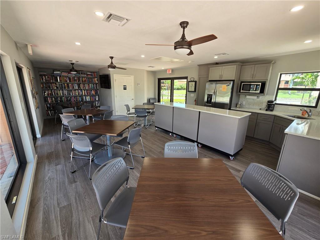 1542 Mainsail DR # 1