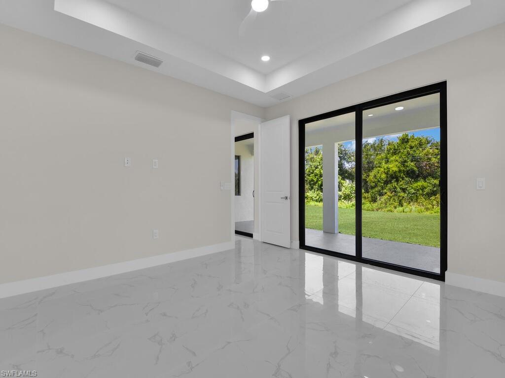 410 Plumosa AVE