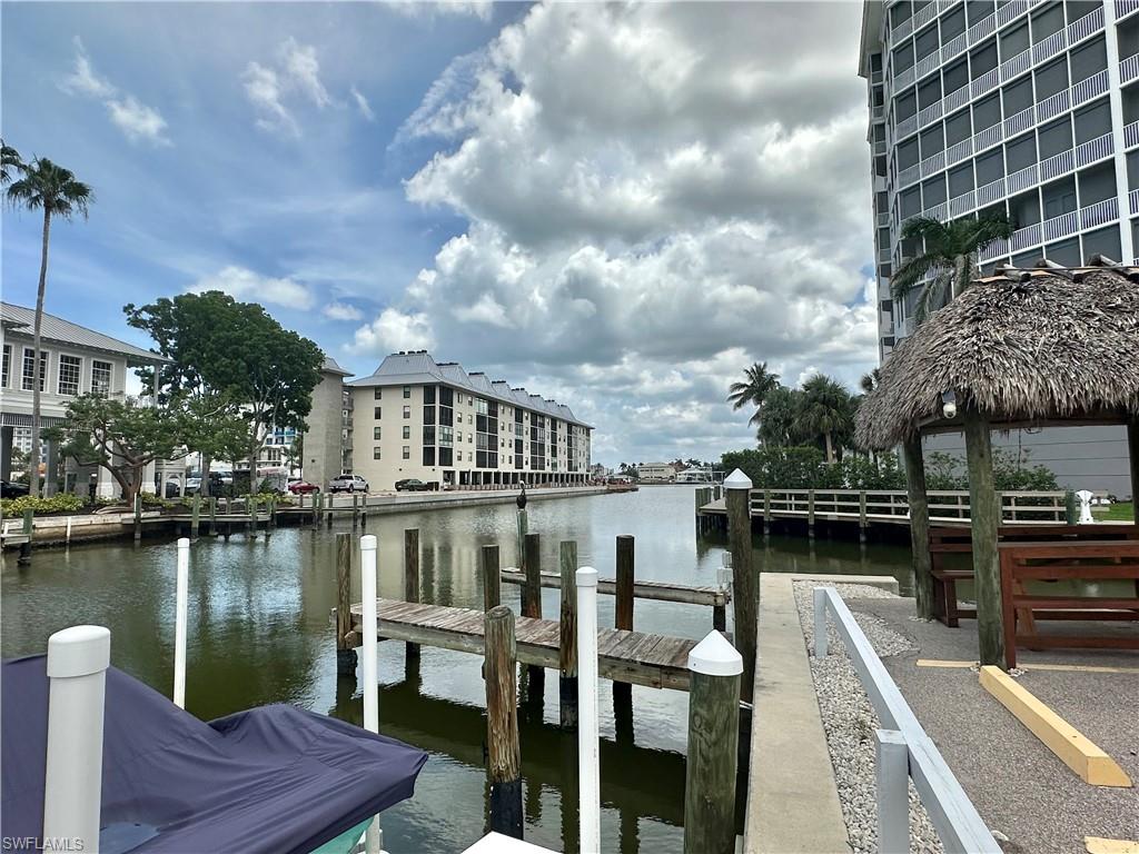 377 Vanderbilt Beach RD # 103