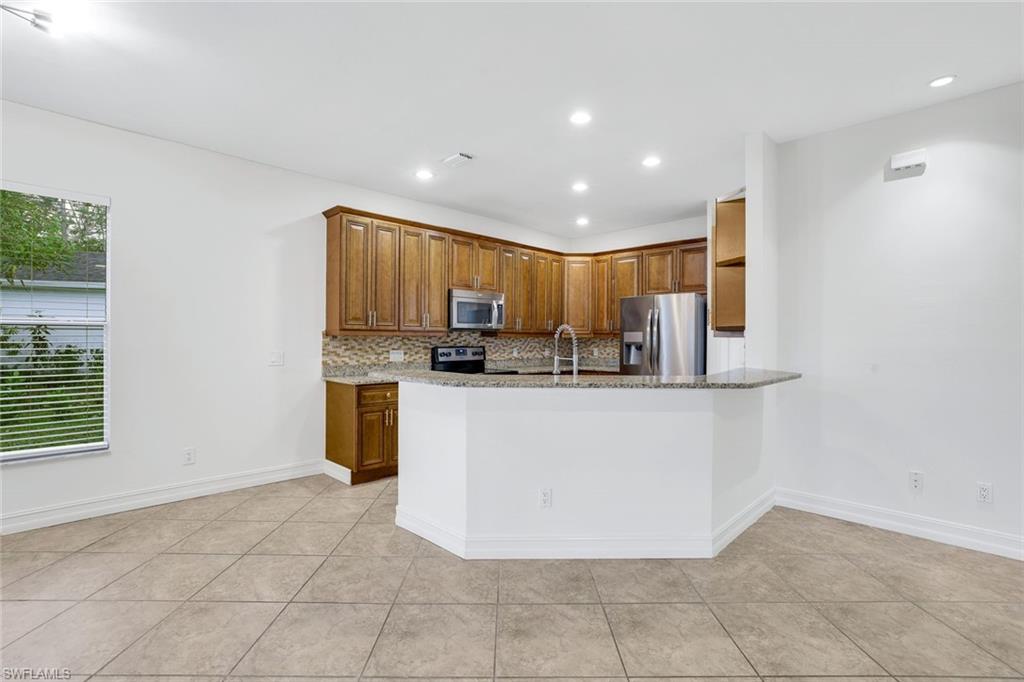 238 Stanhope CIR