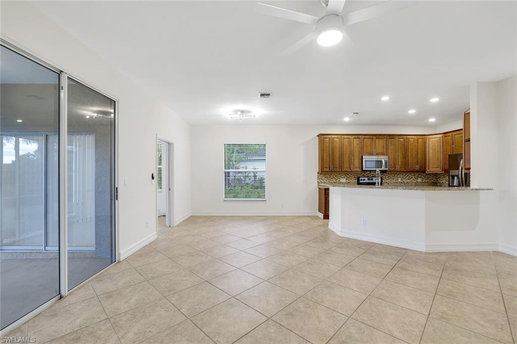 238 Stanhope CIR
