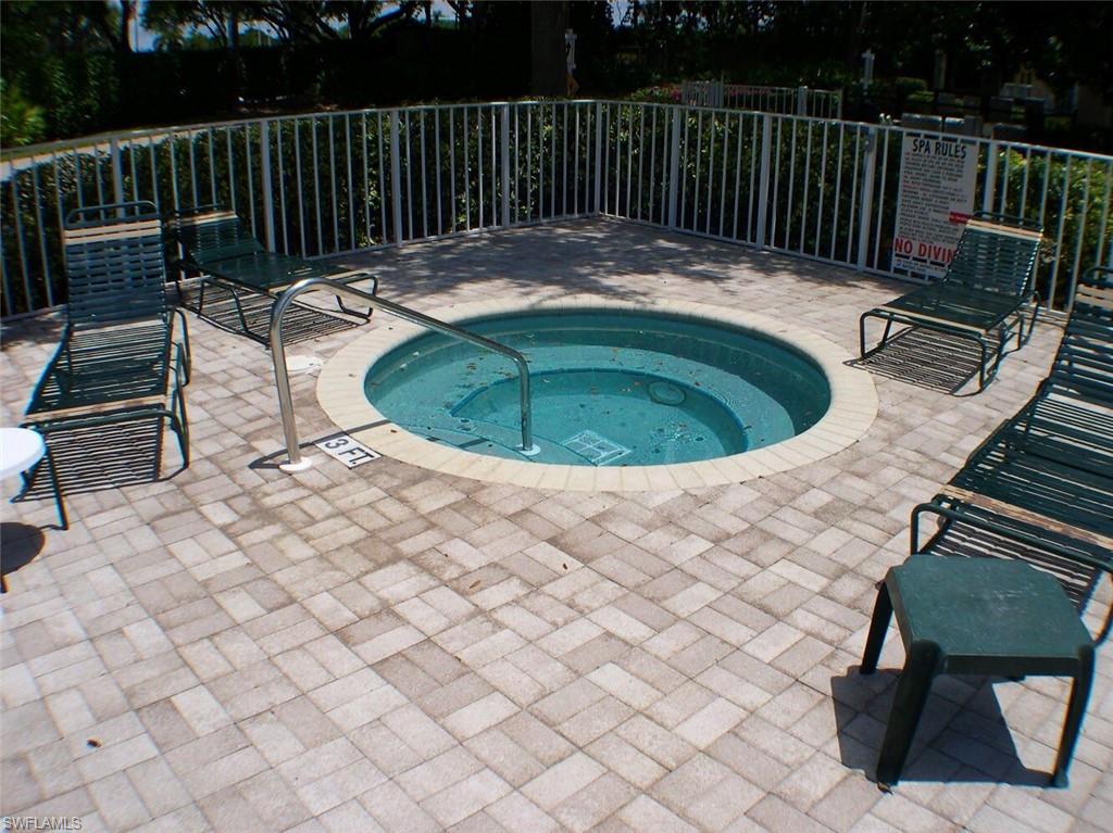 7066 Barrington CIR # 201