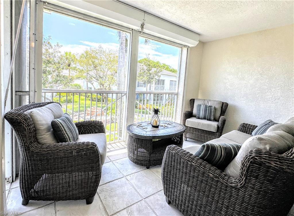 7066 Barrington CIR # 201