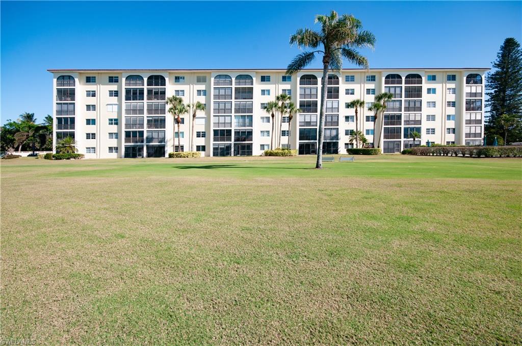 21 High Point CIR E # 308