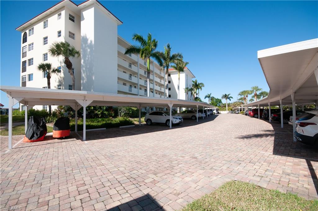 21 High Point CIR E # 308