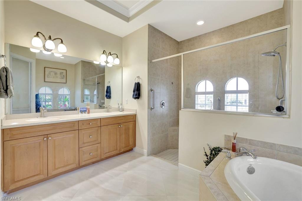 628 Hernando DR