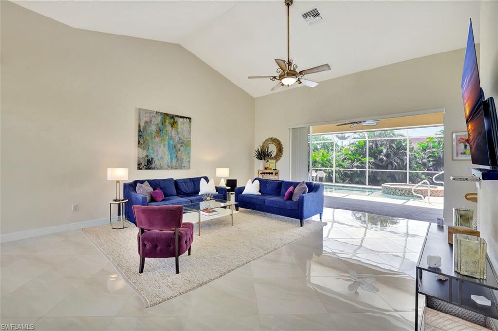628 Hernando DR