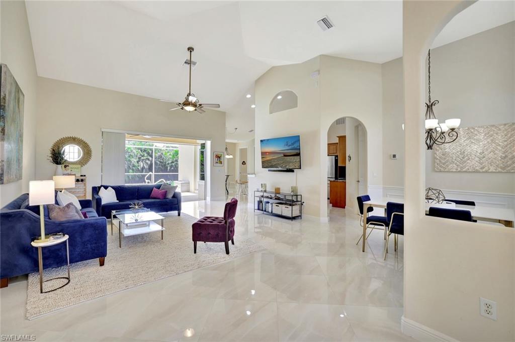 628 Hernando DR