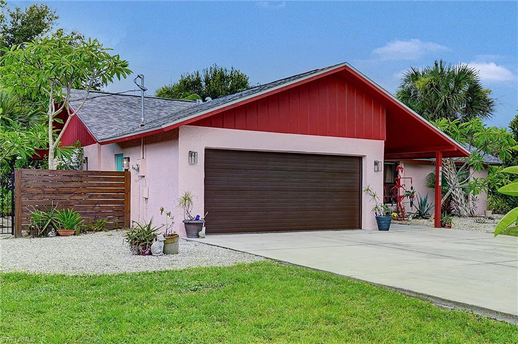 4603 Villa Capri LN