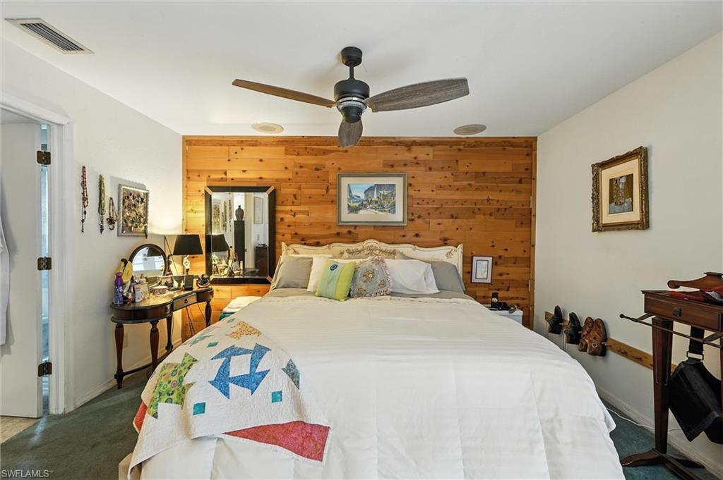 4603 Villa Capri LN