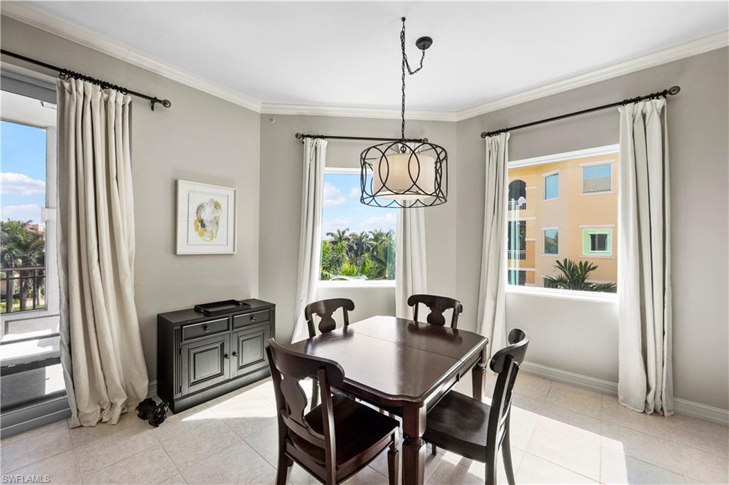 2738 Tiburon BLVD E # B406