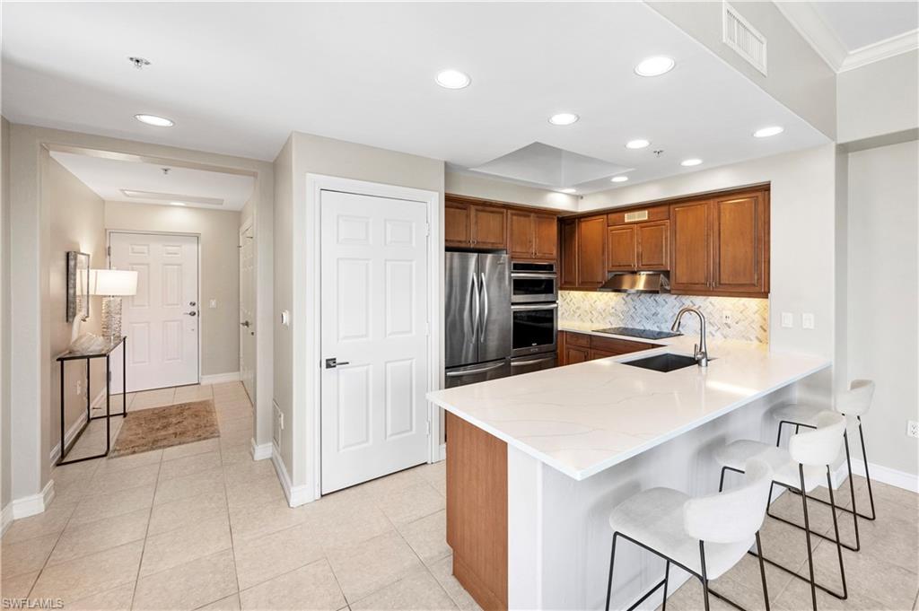 2738 Tiburon BLVD E # B406