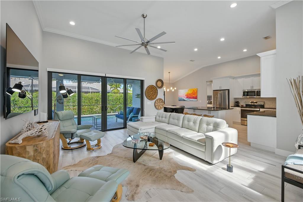 370 Regatta ST