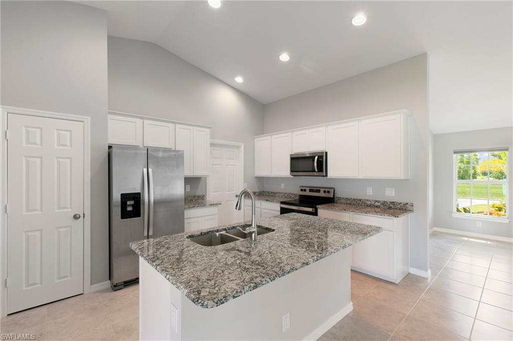 4732 NW 39th AVE