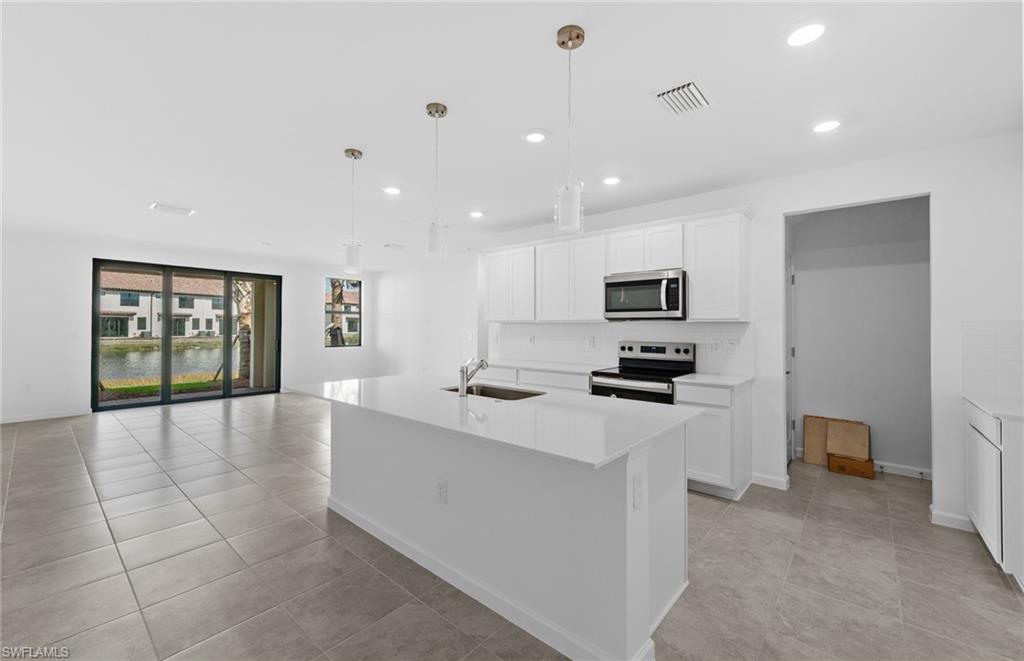 1587 Lake Jessup CIR