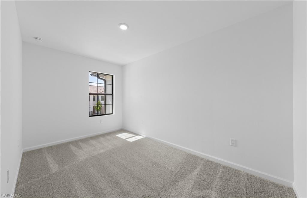 1587 Lake Jessup CIR