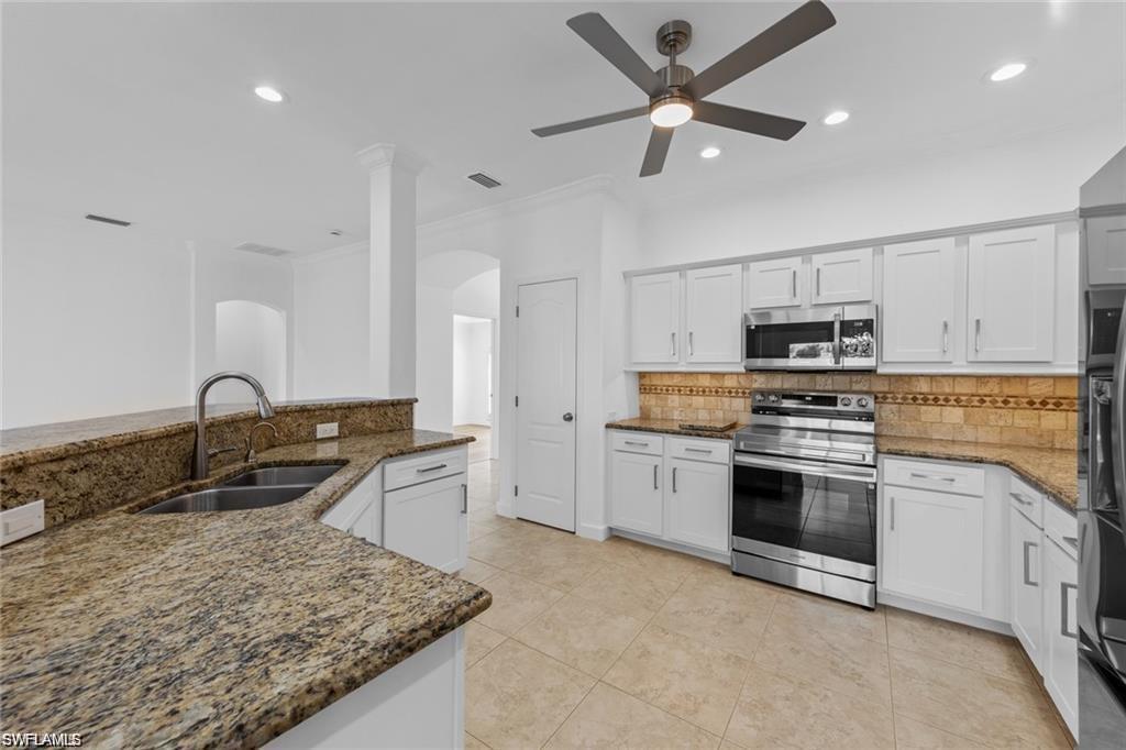 831 SW 5th TER