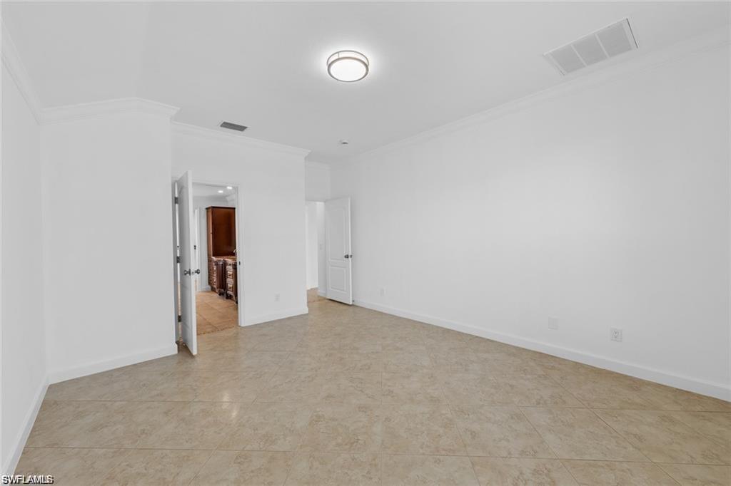 831 SW 5th TER