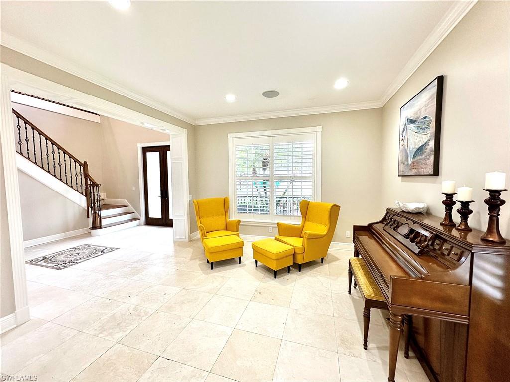 2855 Coach House WAY