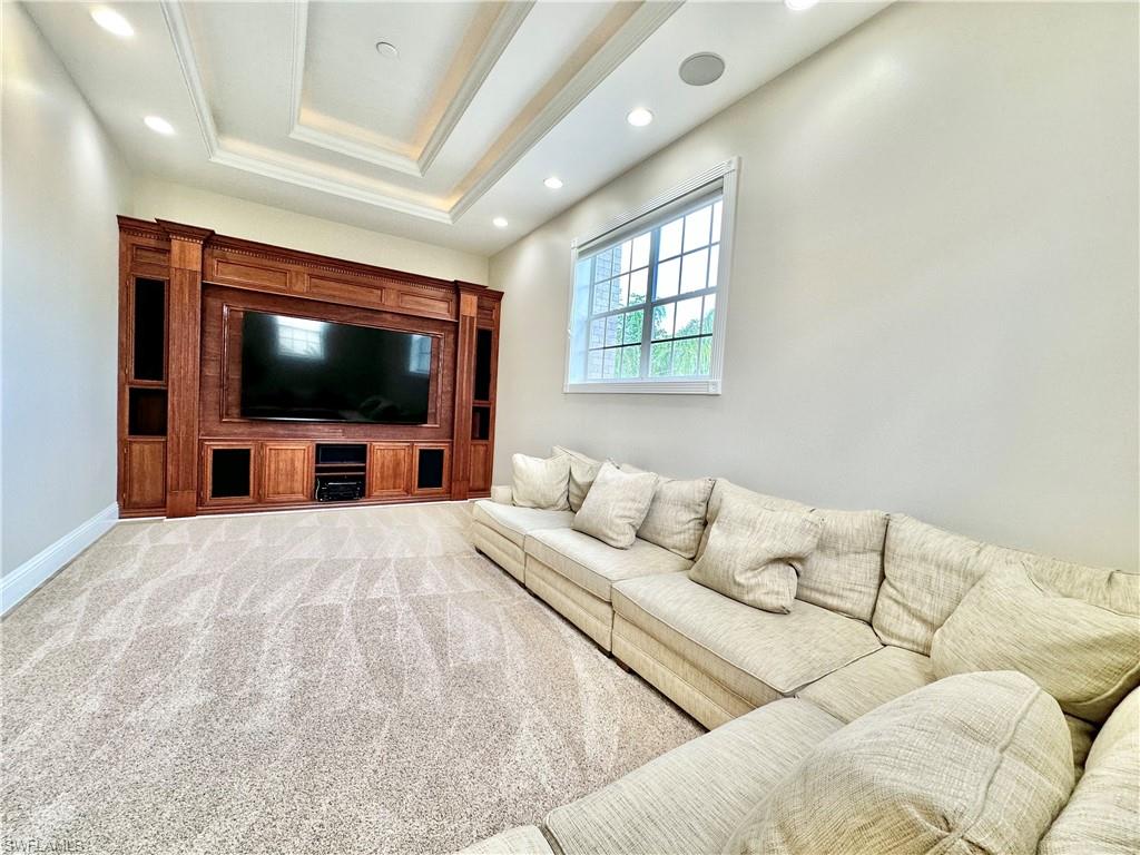 2855 Coach House WAY