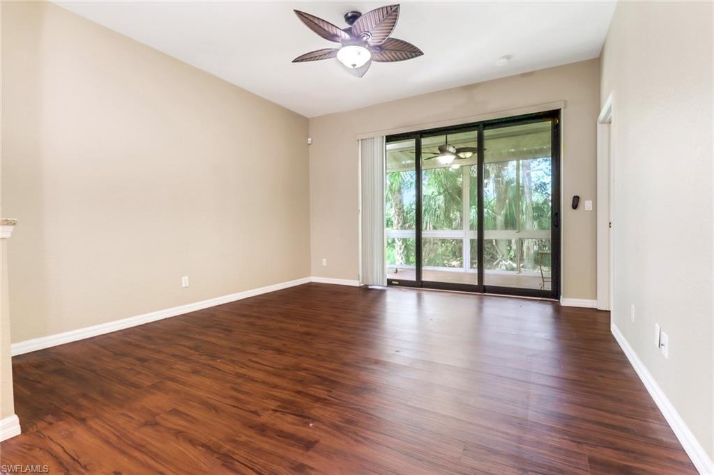 7585 Meadow Lakes DR # 401