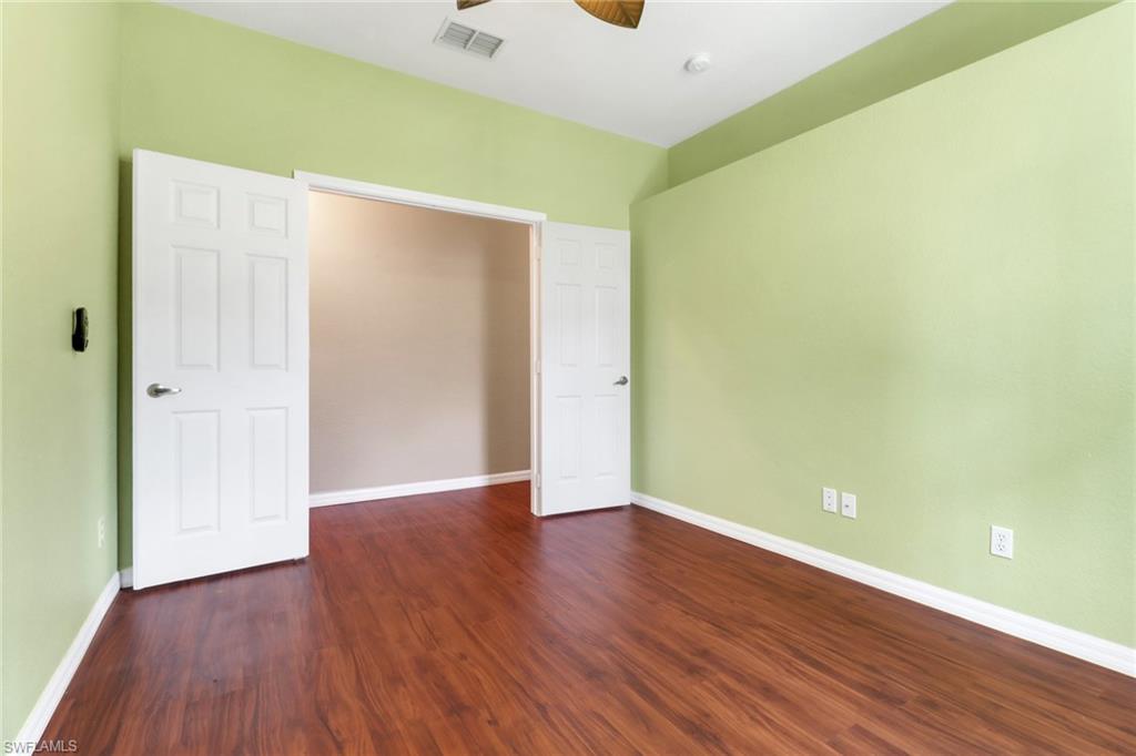 7585 Meadow Lakes DR # 401