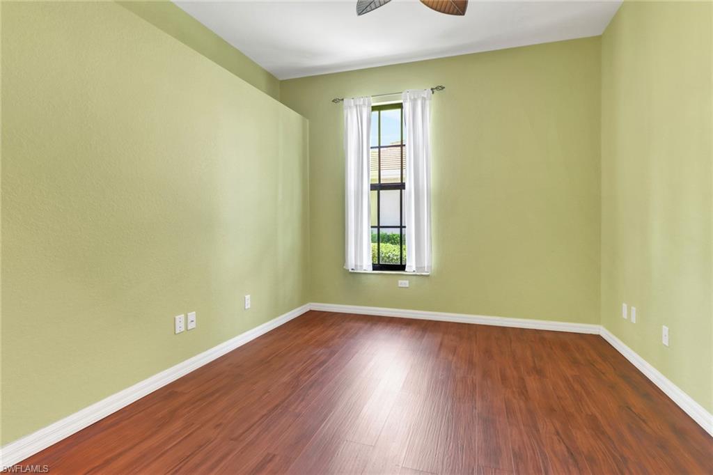 7585 Meadow Lakes DR # 401