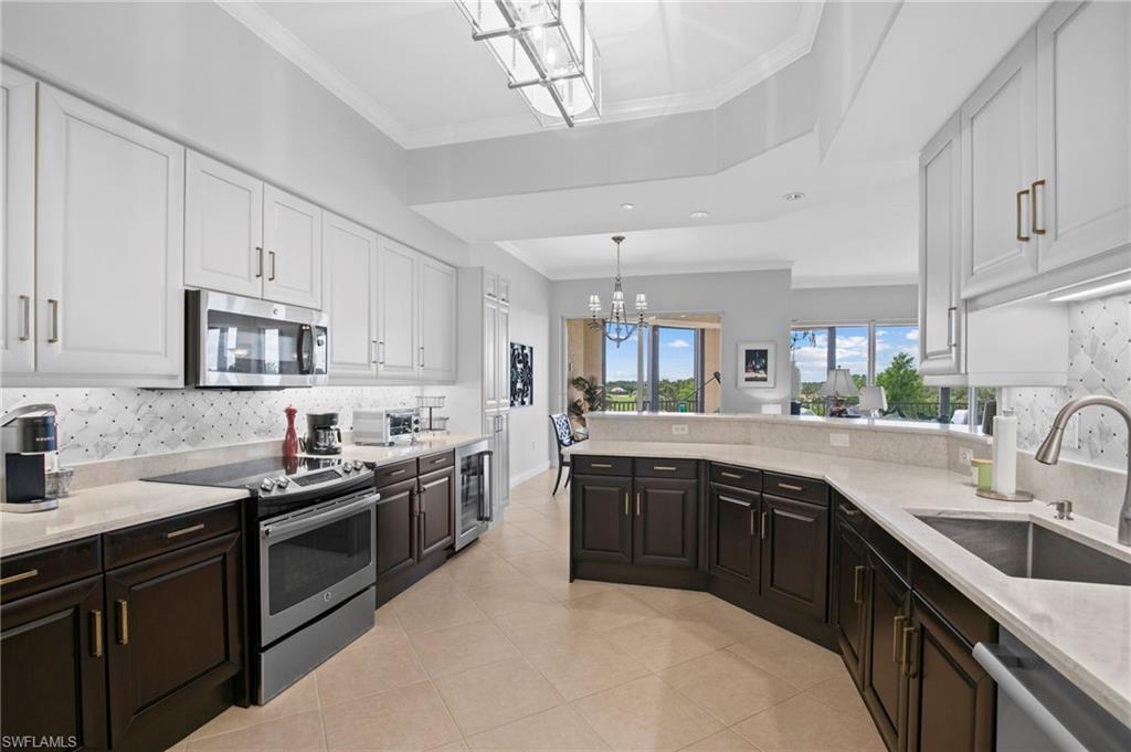 570 El Camino Real # 2303