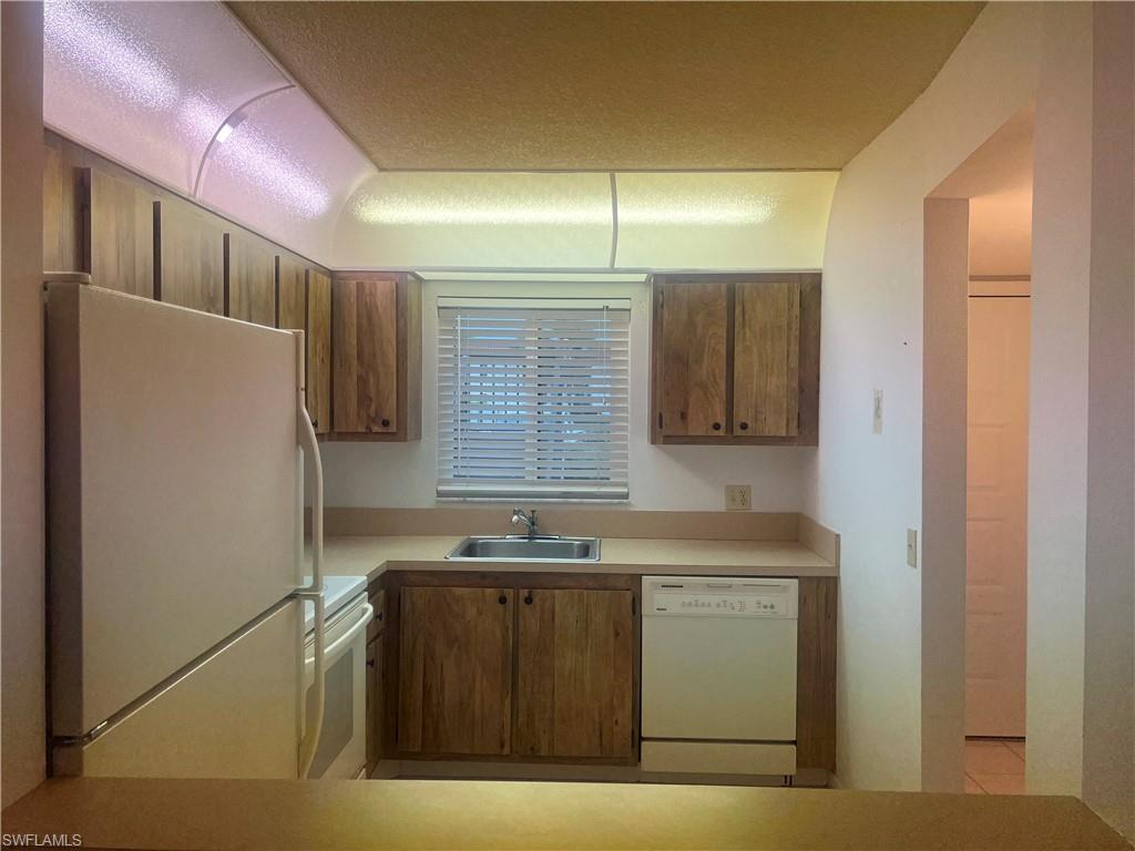 4306 27th CT SW # 103